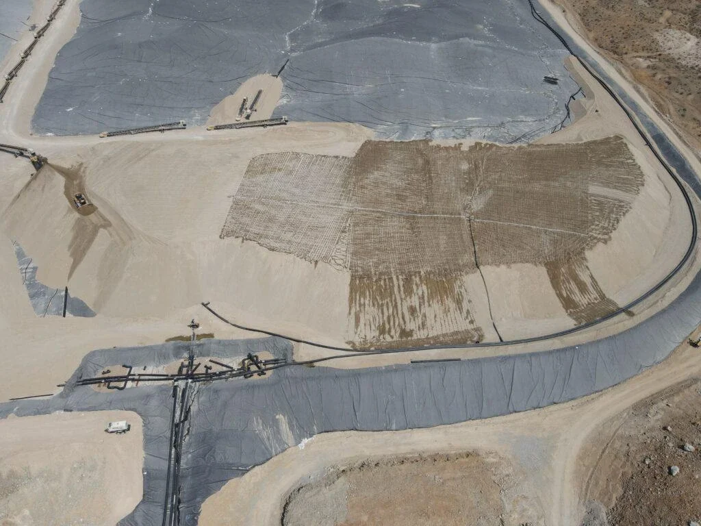 MacLine — Geomembrane for lining, waterproofing and environmental containment systems.